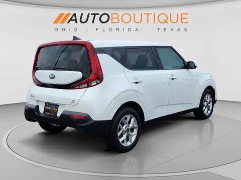 More photos of 2020 Kia Soul S at Auto Boutique Ohio, OH