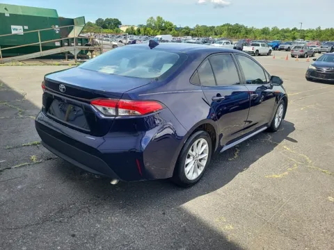 Another view of 2020 Toyota Corolla LE for sale in Columbus, OH at Auto Boutique Ohio