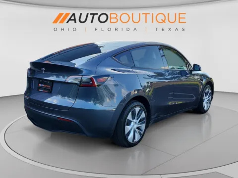 More photos of 2023 Tesla Model Y Long Range at Auto Boutique Ohio, OH