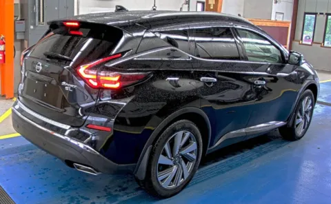 More photos of 2019 Nissan Murano SL at Auto Boutique Ohio, OH
