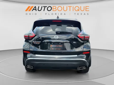 More photos of 2019 Nissan Murano SL at Auto Boutique Ohio, OH