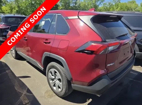 More photos of 2022 Toyota RAV4 LE at Auto Boutique Ohio, OH