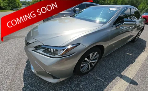 Silver 2019 Lexus ES 350 for sale in Columbus, OH