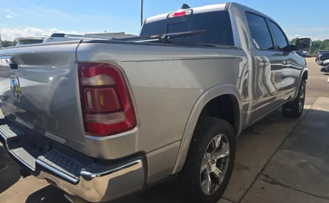 More photos of 2019 Ram 1500 Laramie at Auto Boutique Ohio, OH
