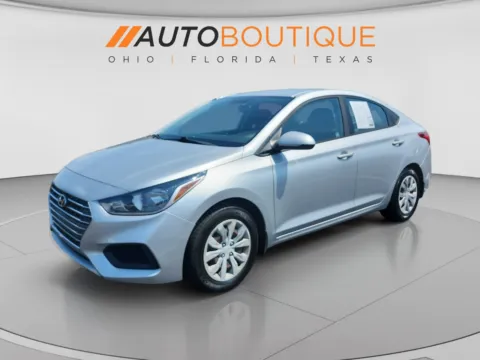 Silver 2019 Hyundai Accent SE for sale in Columbus, OH