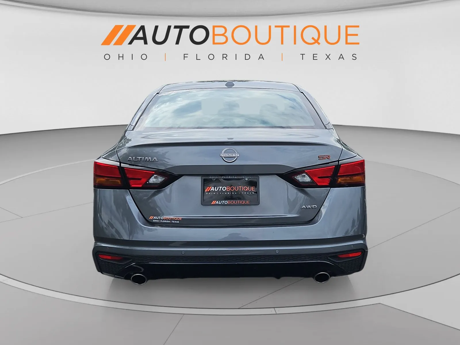 Nissan Altima photo 4