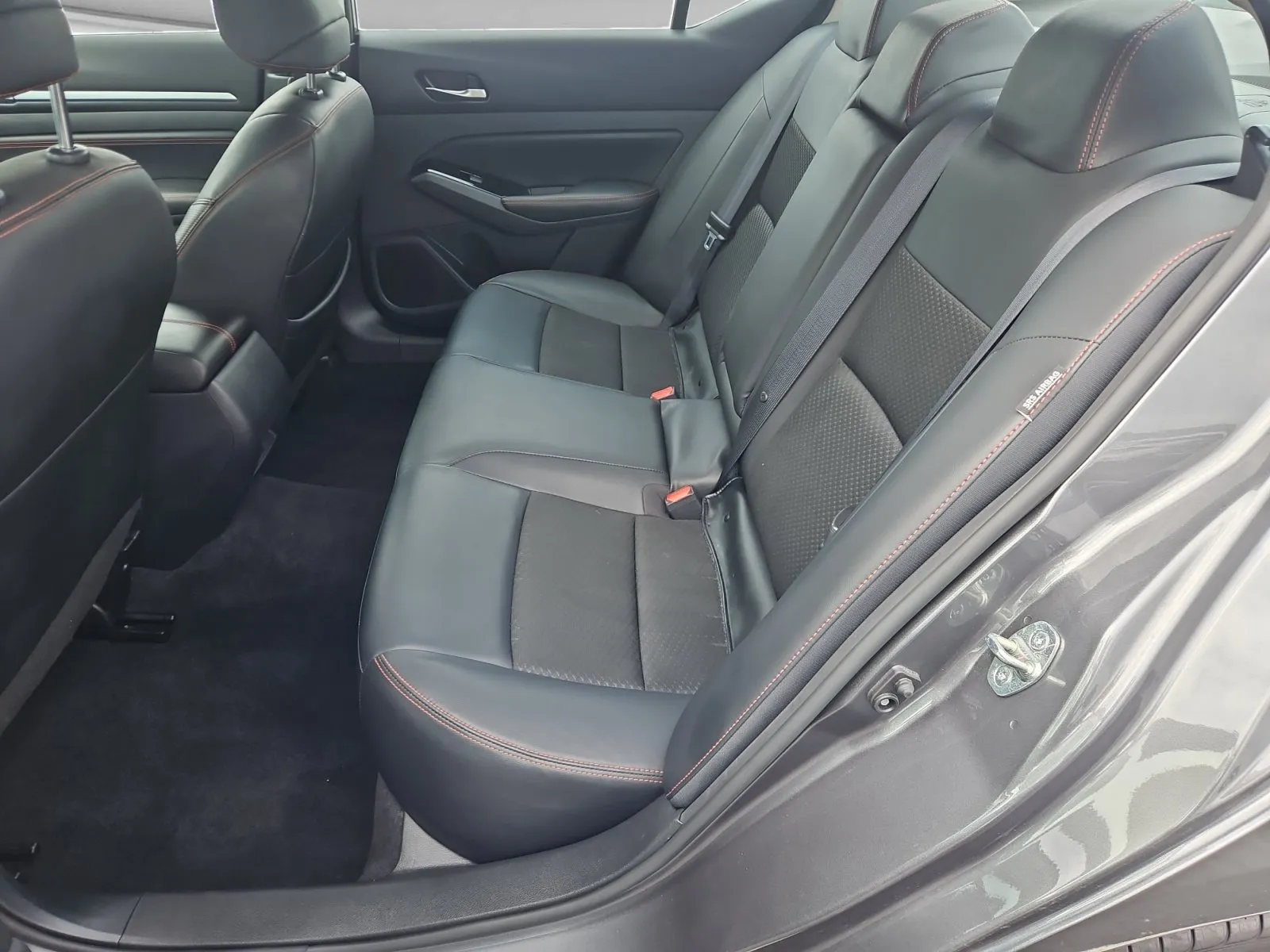 Nissan Altima photo 14