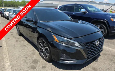 Another view of 2023 Nissan Altima 2.5 SR for sale in Columbus, OH at Auto Boutique Ohio