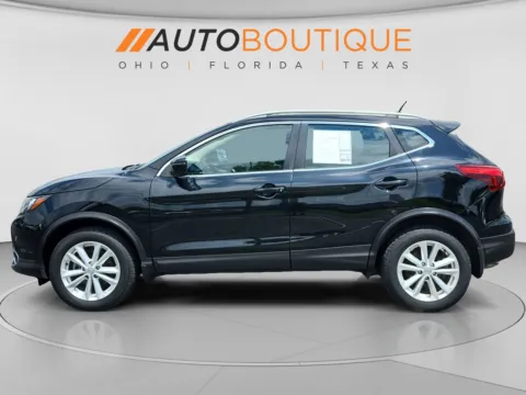 Photos of 2017 Nissan Rogue Sport SV for sale in Columbus, OH at Auto Boutique Ohio