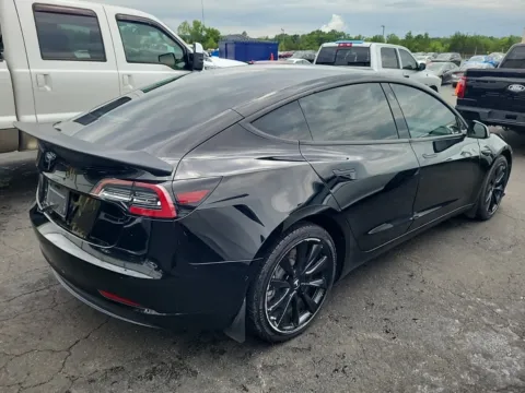 More photos of 2019 Tesla Model 3 Standard Range Plus at Auto Boutique Ohio, OH
