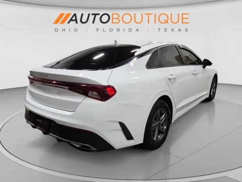More photos of 2022 Kia K5 LX at Auto Boutique Ohio, OH