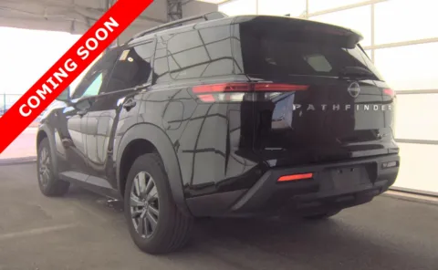 More photos of 2022 Nissan Pathfinder SV at Auto Boutique Ohio, OH