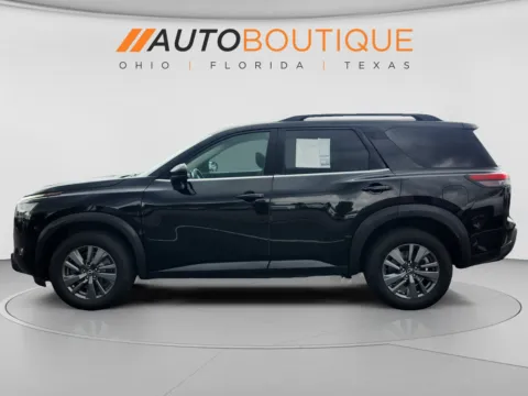 Photos of 2022 Nissan Pathfinder SV for sale in Columbus, OH at Auto Boutique Ohio