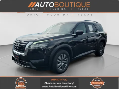 Black 2022 Nissan Pathfinder SV for sale in Columbus, OH