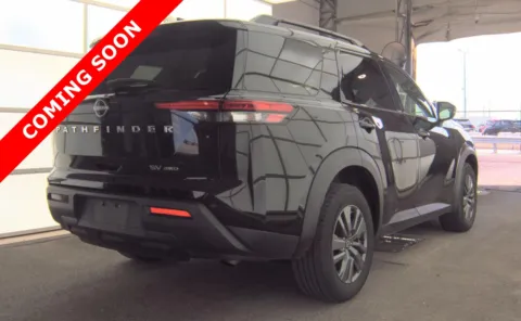 More photos of 2022 Nissan Pathfinder SV at Auto Boutique Ohio, OH