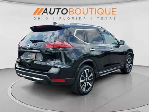 More photos of 2020 Nissan Rogue SL at Auto Boutique Ohio, OH