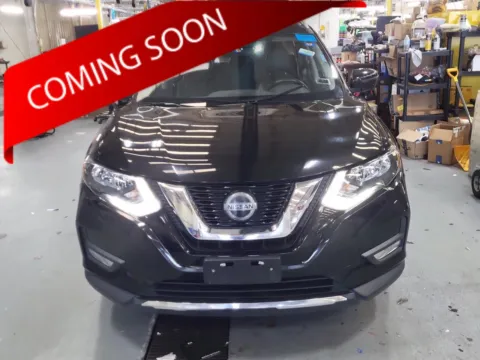 Black 2020 Nissan Rogue SL for sale in Columbus, OH