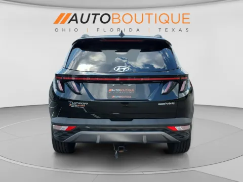 More photos of 2022 Hyundai Tucson Hybrid Limited at Auto Boutique Ohio, OH