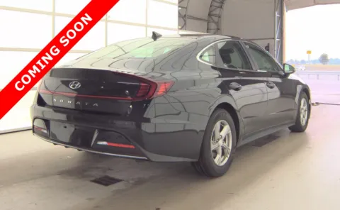 More photos of 2023 Hyundai Sonata SE at Auto Boutique Ohio, OH