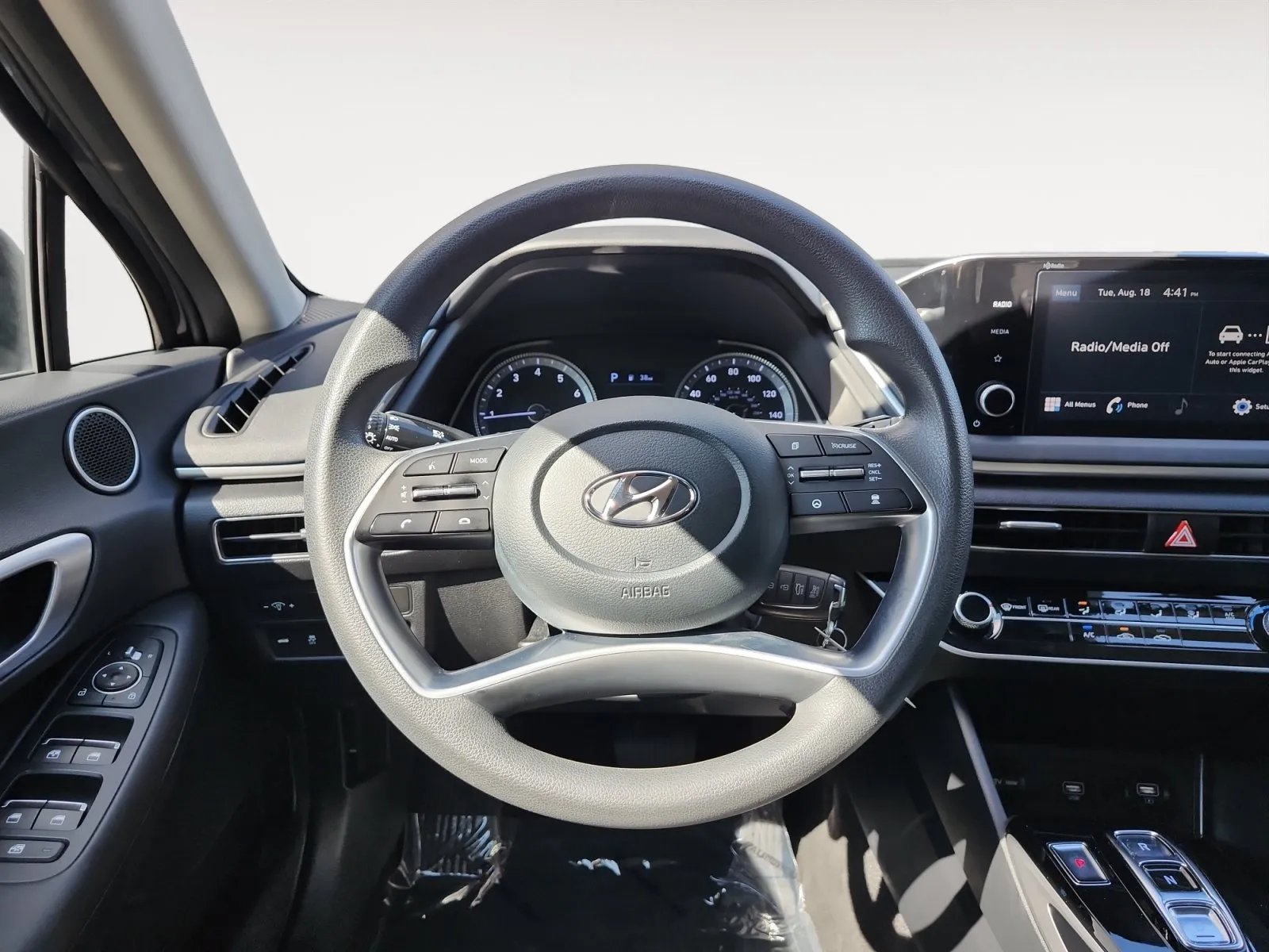 Hyundai Sonata photo 12