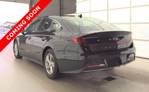 More photos of 2023 Hyundai Sonata SE at Auto Boutique Ohio, OH