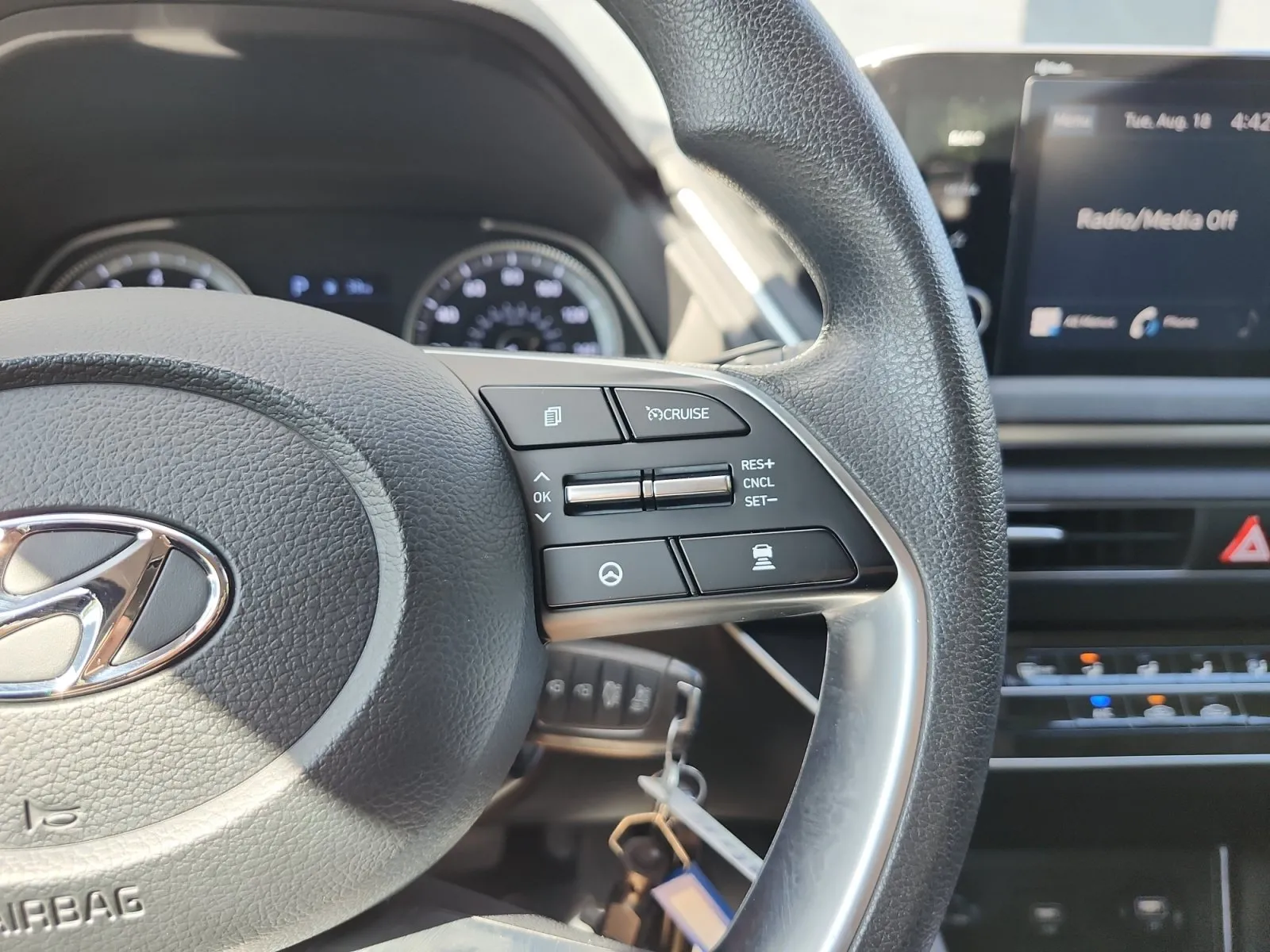 Hyundai Sonata photo 21
