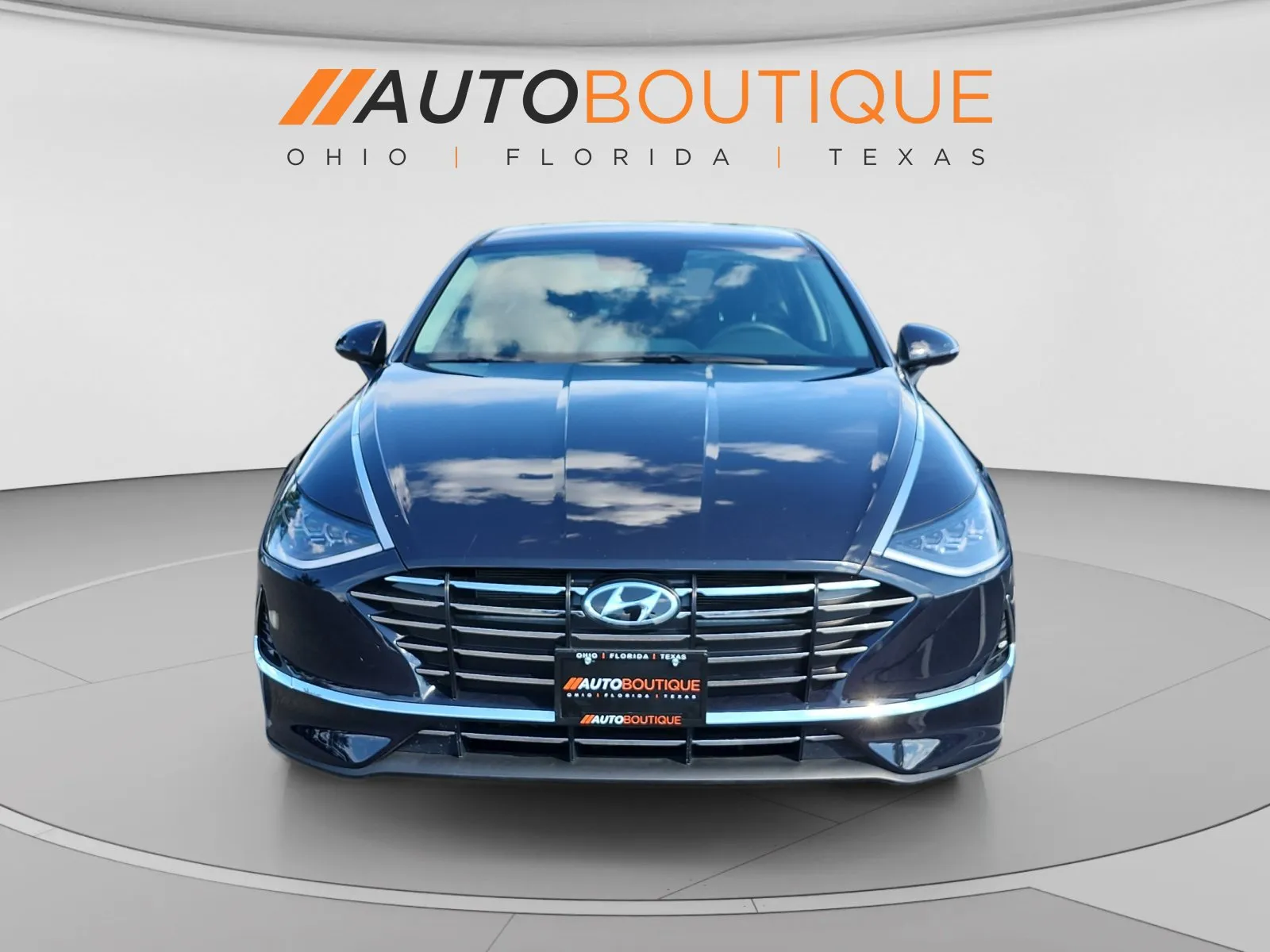 Hyundai Sonata photo 8