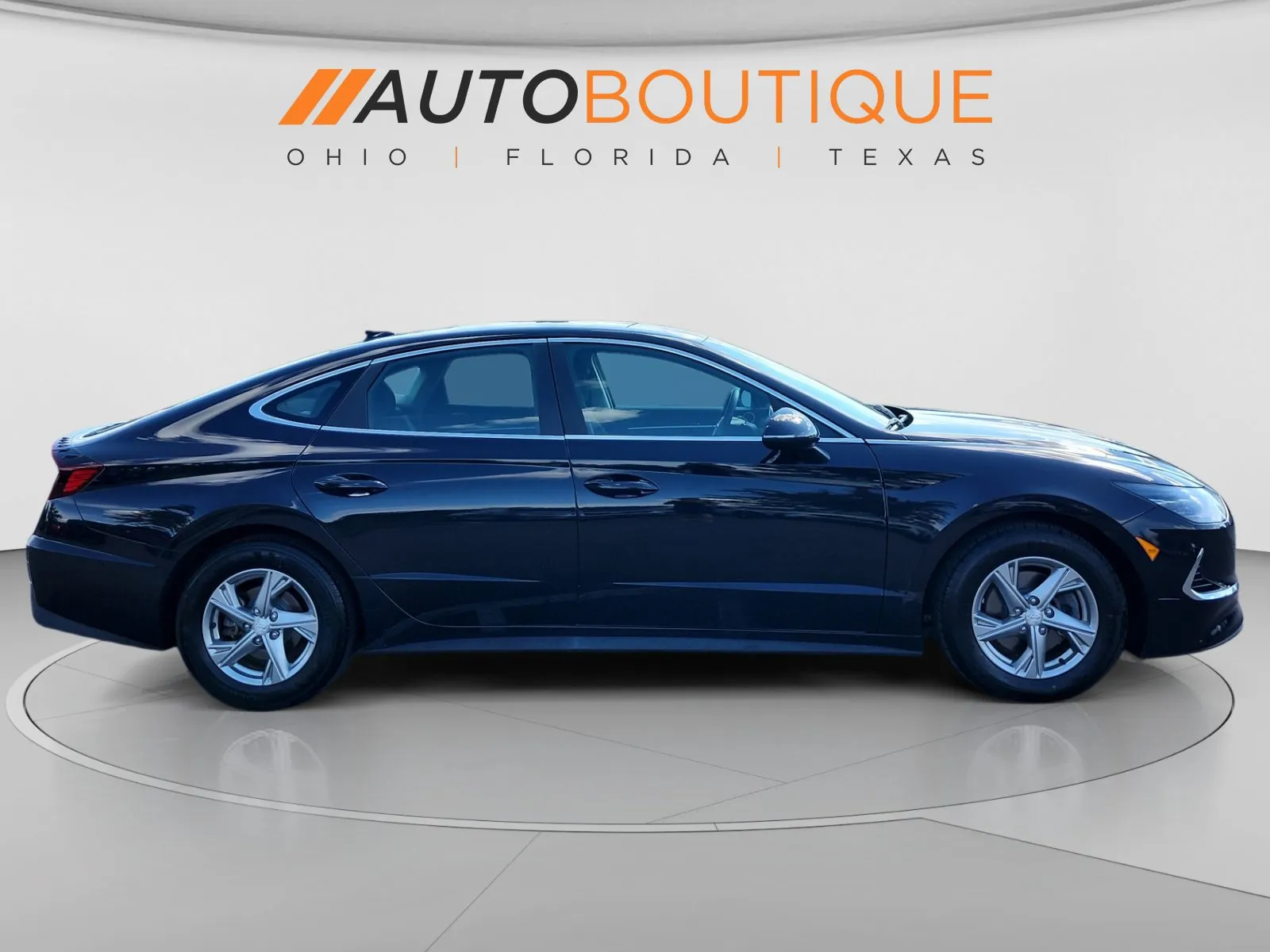 Hyundai Sonata photo 6