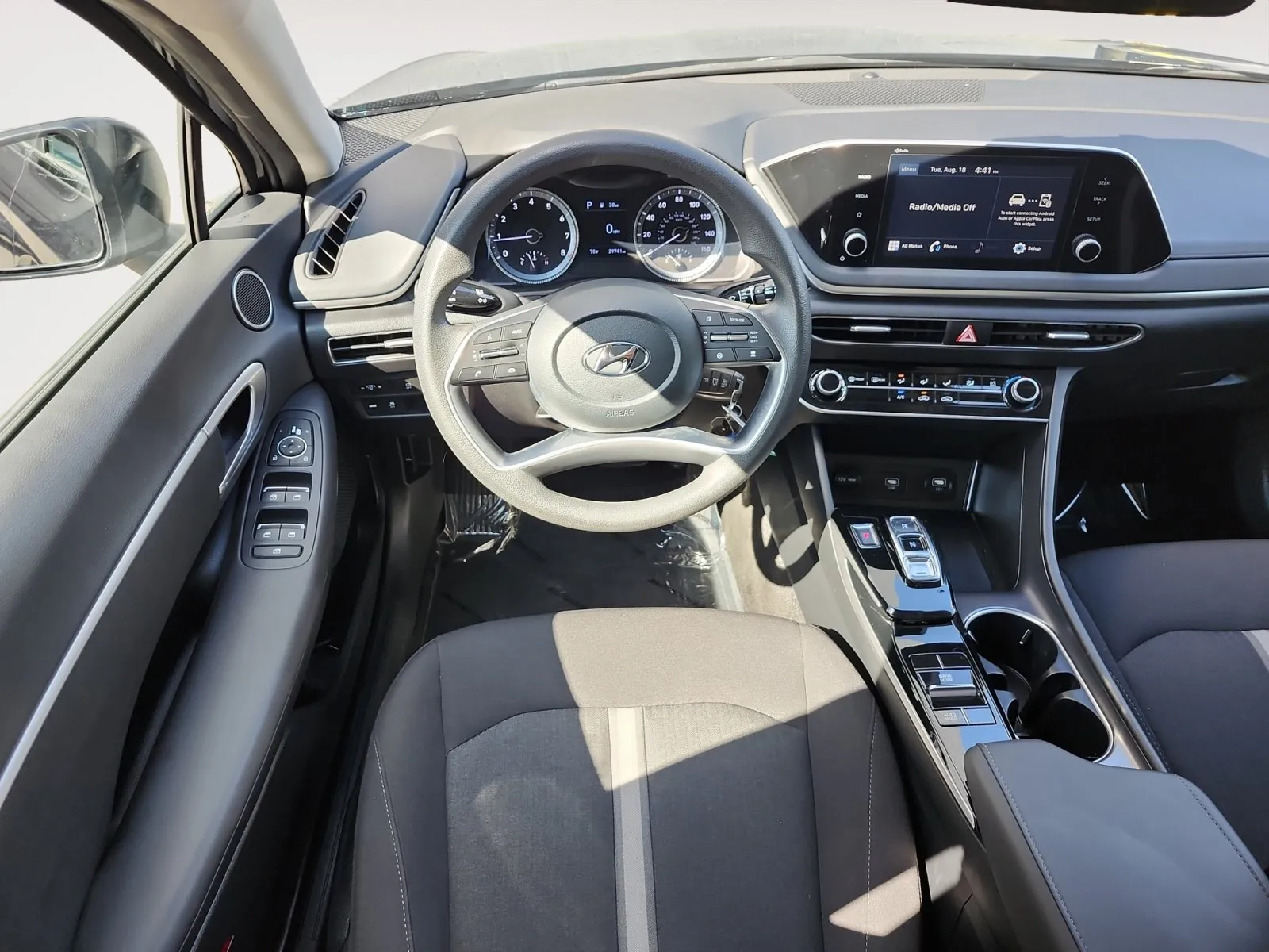 Hyundai Sonata photo 10
