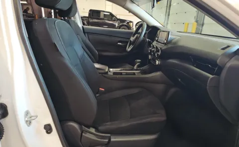 More photos of 2020 Nissan Sentra S at Auto Boutique Ohio, OH