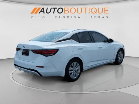 More photos of 2020 Nissan Sentra S at Auto Boutique Ohio, OH