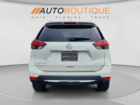 More photos of 2020 Nissan Rogue SV at Auto Boutique Ohio, OH
