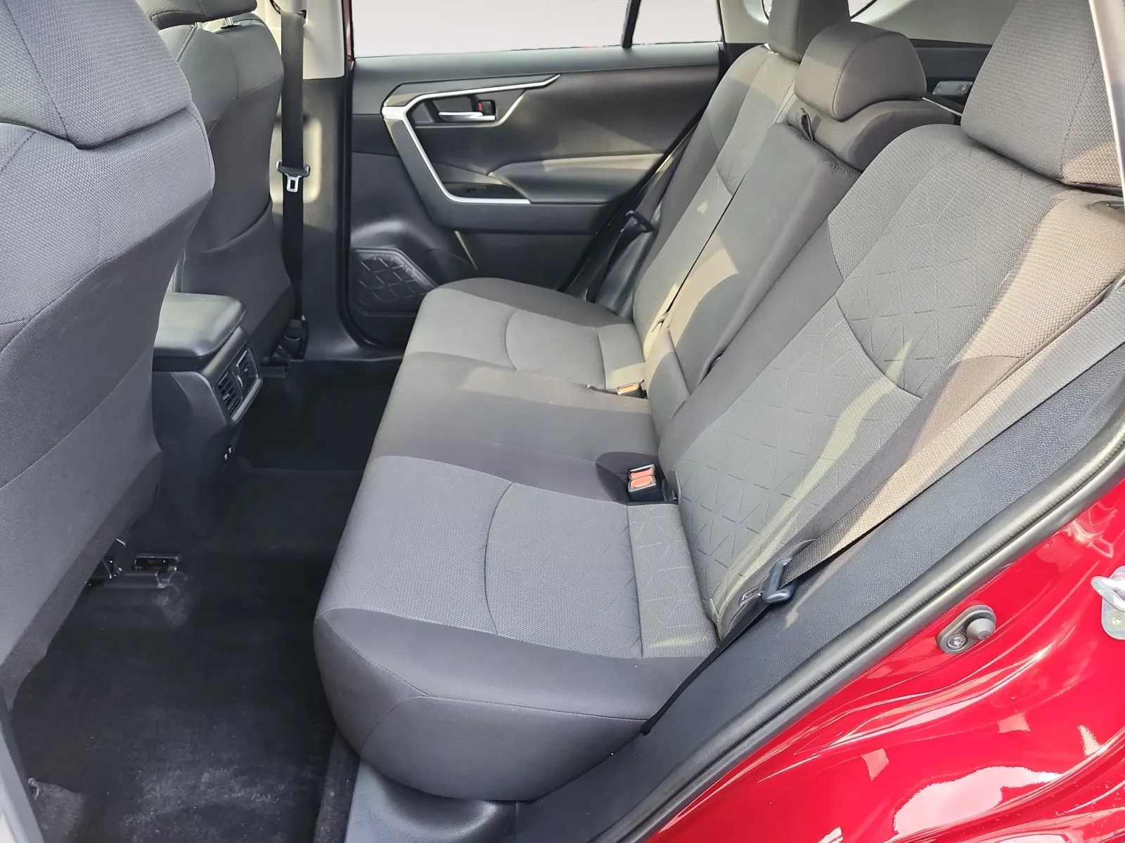 Toyota RAV4 photo 13