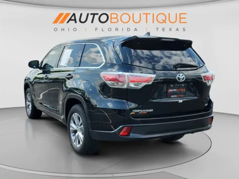 Another view of 2015 Toyota Highlander LE Plus for sale in Columbus, OH at Auto Boutique Ohio