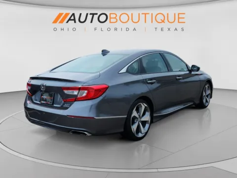 More photos of 2018 Honda Accord Sedan Touring 2.0T at Auto Boutique Ohio, OH