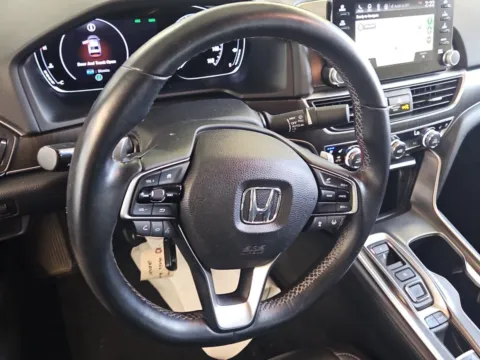 More photos of 2018 Honda Accord Sedan Touring 2.0T at Auto Boutique Ohio, OH