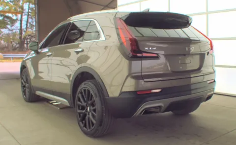 More photos of 2020 Cadillac XT4 AWD Premium Luxury at Auto Boutique Ohio, OH