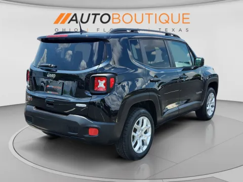 More photos of 2018 Jeep Renegade Latitude at Auto Boutique Ohio, OH