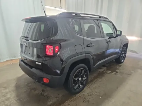 More photos of 2018 Jeep Renegade Latitude at Auto Boutique Ohio, OH