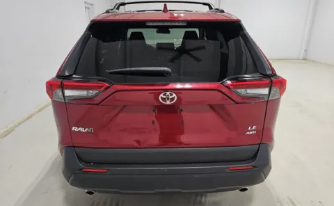 More photos of 2019 Toyota RAV4 LE at Auto Boutique Ohio, OH