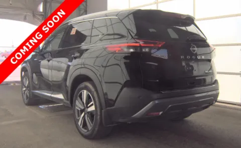 More photos of 2023 Nissan Rogue SL at Auto Boutique Ohio, OH