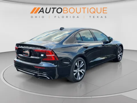 More photos of 2021 Volvo S60 R-Design Expression at Auto Boutique Ohio, OH