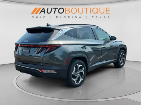 More photos of 2022 Hyundai Tucson Plug-In Hybrid SEL at Auto Boutique Ohio, OH