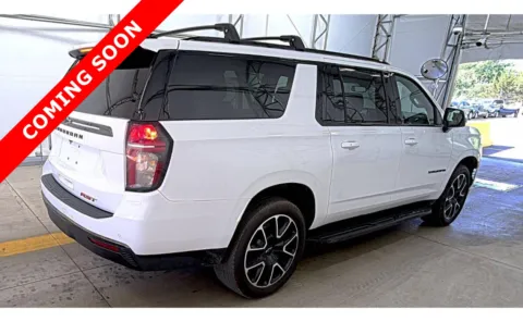 More photos of 2021 Chevrolet Suburban RST at Auto Boutique Ohio, OH
