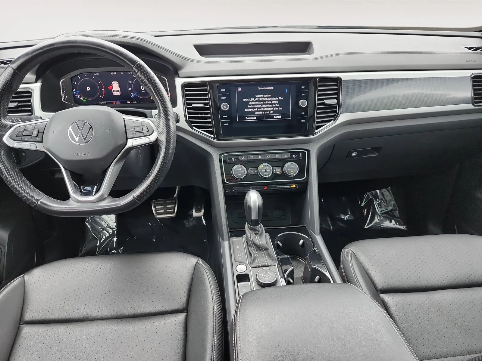 Volkswagen Atlas Cross Sport photo 11