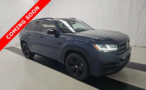 Another view of 2023 Volkswagen Atlas Cross Sport 2.0T SEL R-Line Black for sale in Columbus, OH at Auto Boutique Ohio