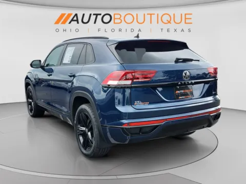 Another view of 2023 Volkswagen Atlas Cross Sport 2.0T SEL R-Line Black for sale in Columbus, OH at Auto Boutique Ohio