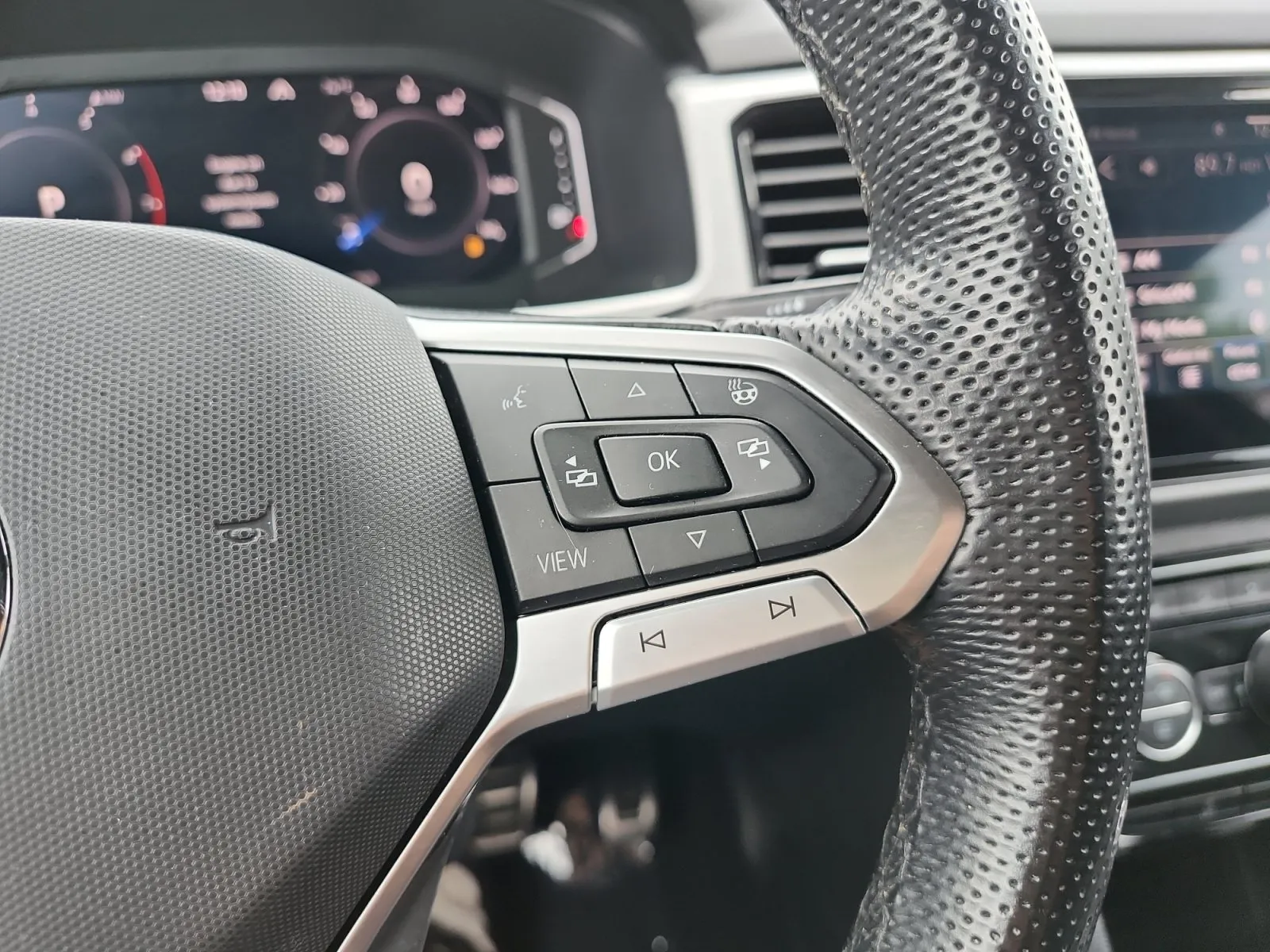 Volkswagen Atlas Cross Sport photo 25