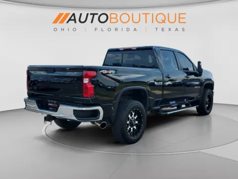 More photos of 2024 Chevrolet Silverado 2500HD LT at Auto Boutique Ohio, OH