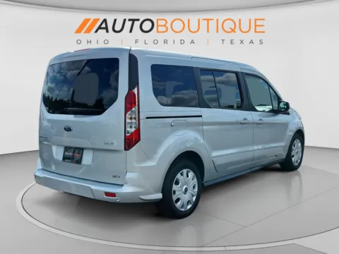 More photos of 2022 Ford Transit Connect Wagon XLT at Auto Boutique Ohio, OH
